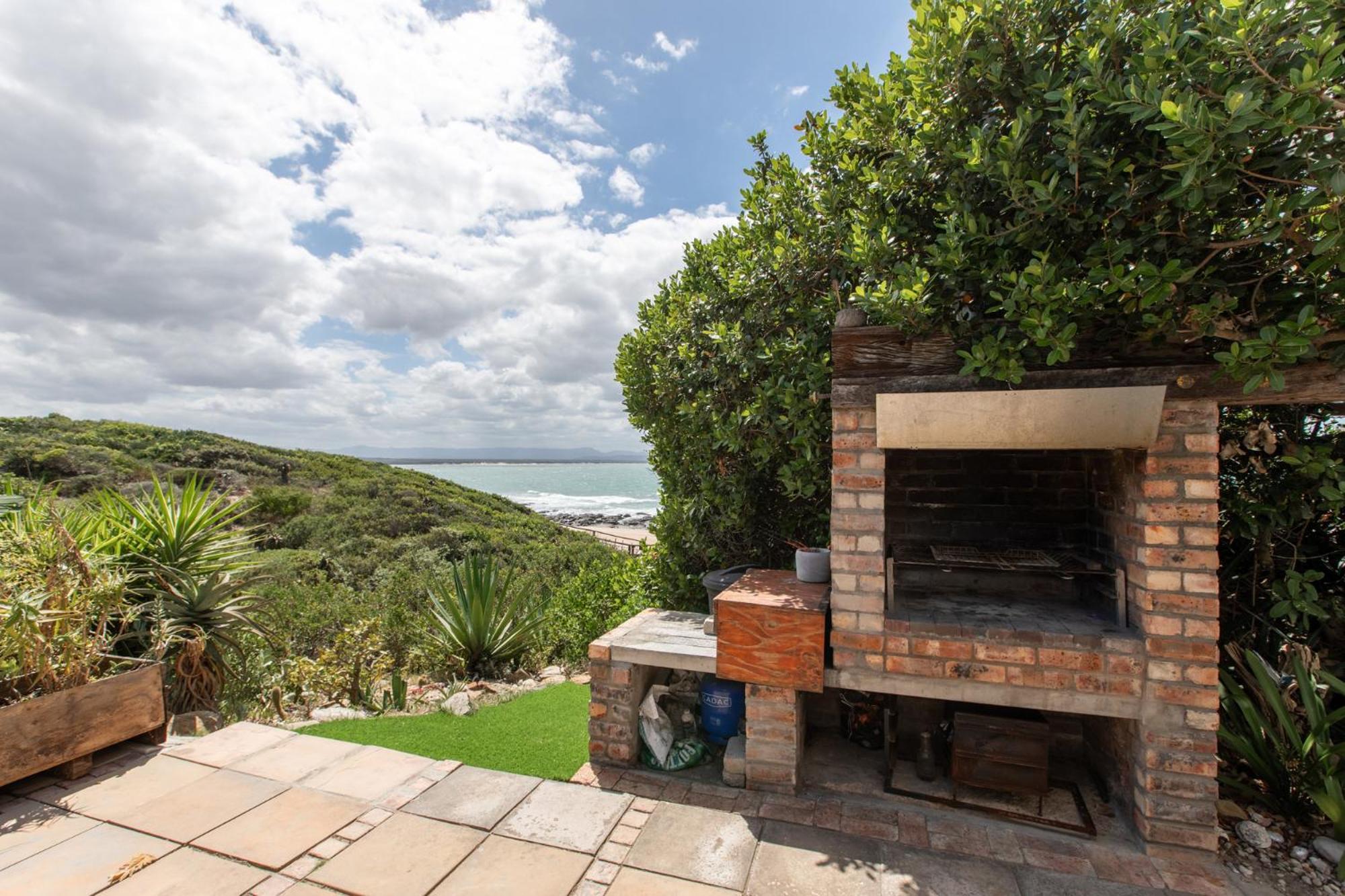 Atsupers Accommodation Jeffreys Bay Exterior photo