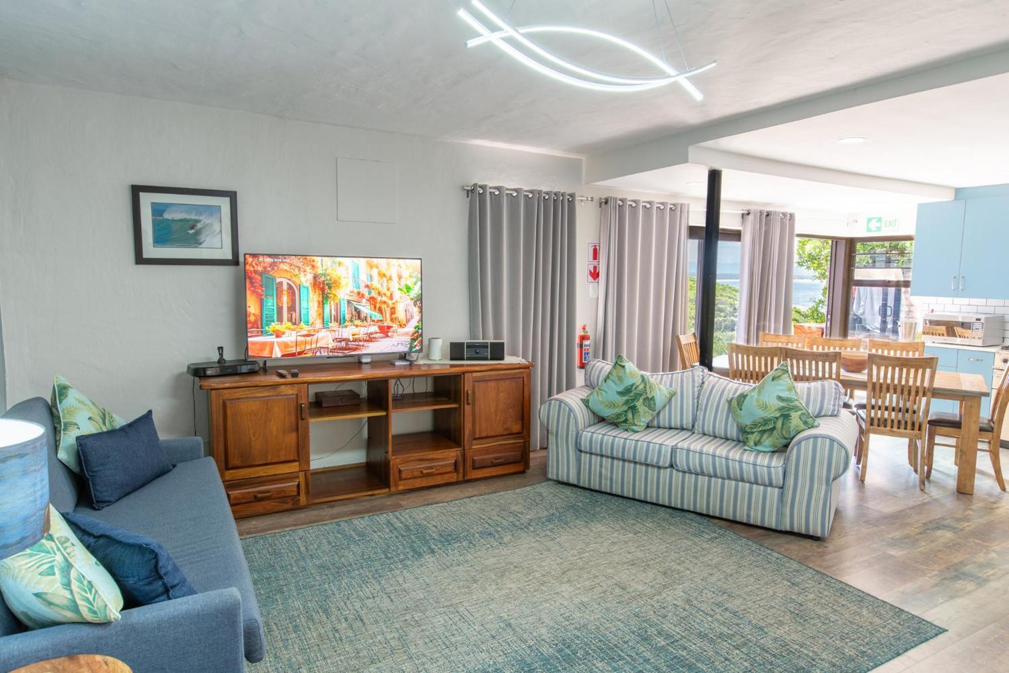 Atsupers Accommodation Jeffreys Bay Exterior photo