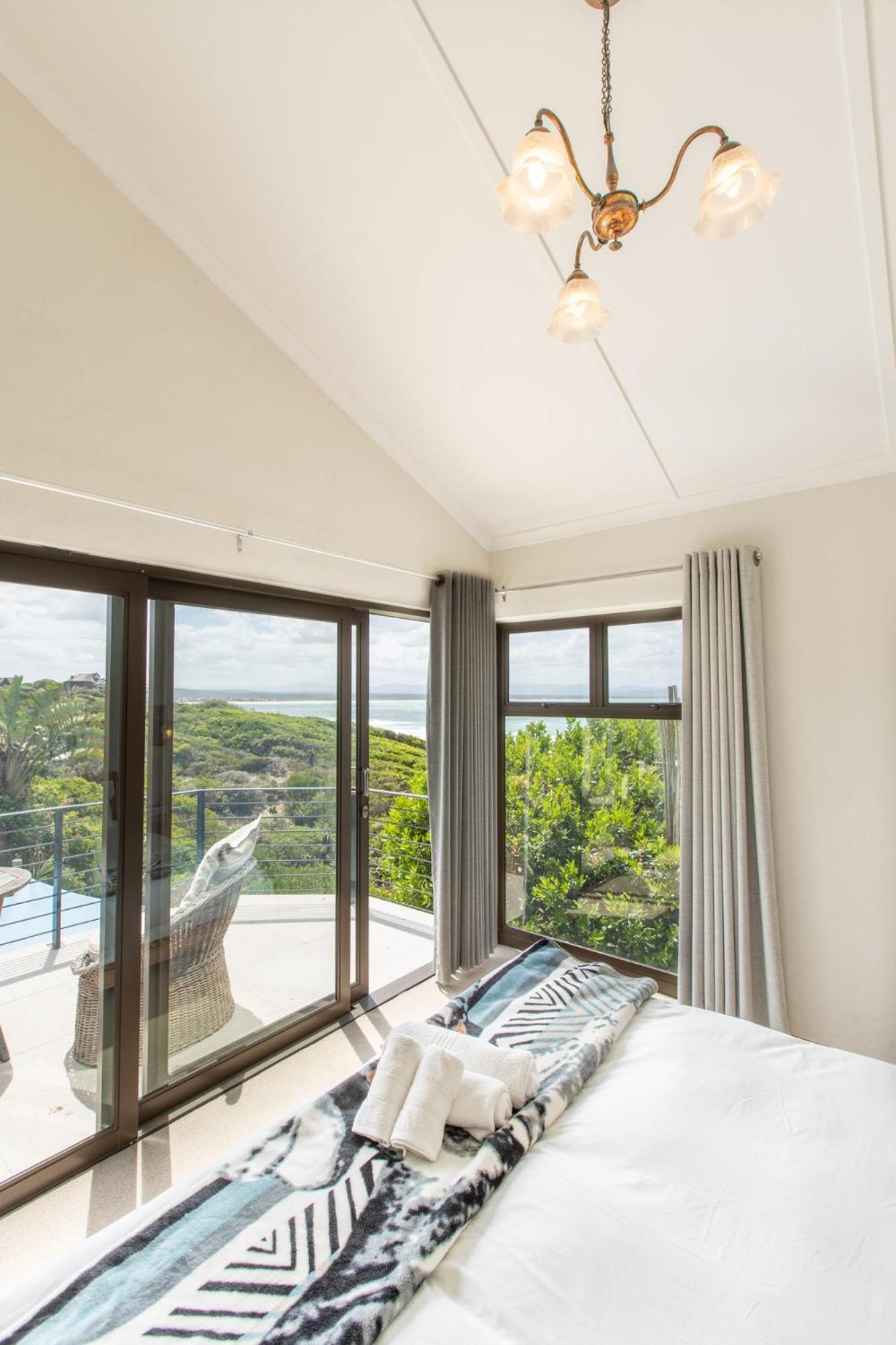 Atsupers Accommodation Jeffreys Bay Exterior photo